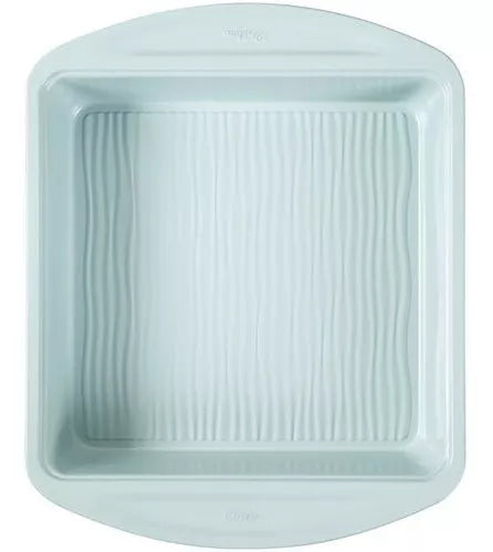 Molde cuadrado textura 9’’ (22.9 x 22.9 x 5 cm) Wilton