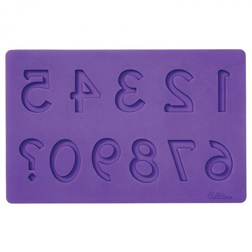 Juego de 4 moldes para fondant de letras y números Wilton